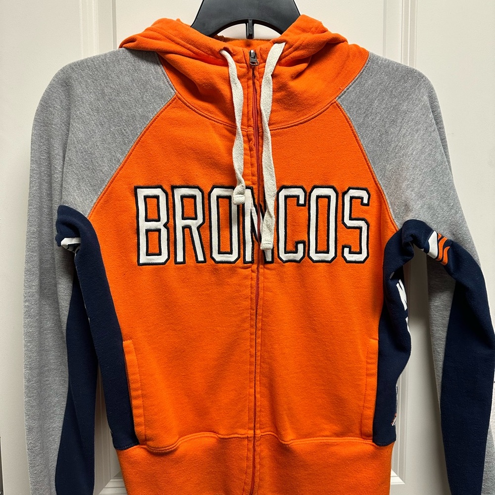 Women’s NFL Denver Broncos hoodie, good condition, size S